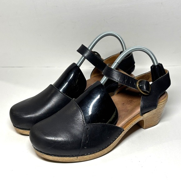 Dansko Shoes - Dansko Clog Sandals Women 39 Black Leather Ankle Strap Wood Heel 30302